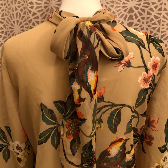 New York & Company Floral Bird Print Sheer Top - Picture 5 of 7